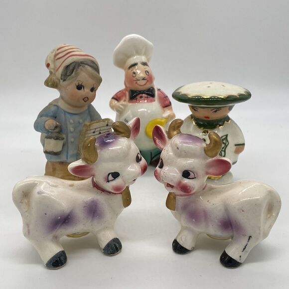 Vintage Mixed Lot of 5 Ceramic Figurines Collectibles Shakers and Bell - Picture 1 of 14